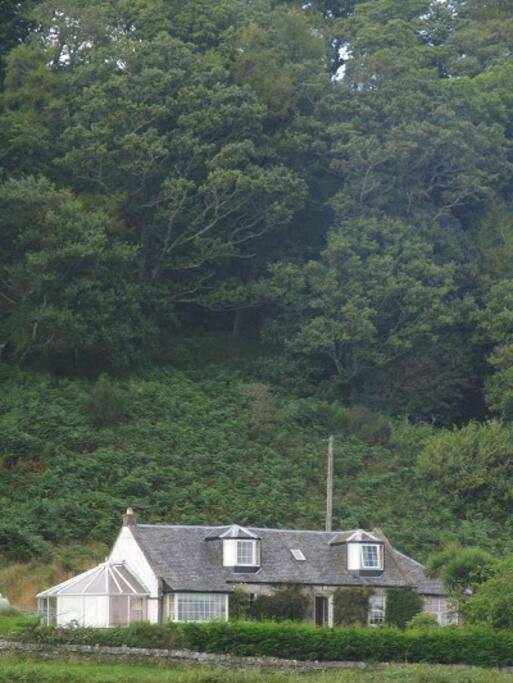 Beautiful Spacious Old Schoolhouse With Stunning Sea Views And Beach Nearby Villa Port Bannatyne Eksteriør bilde